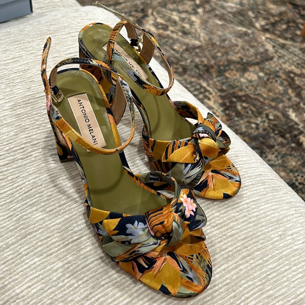 Floral Antonio Melani heels